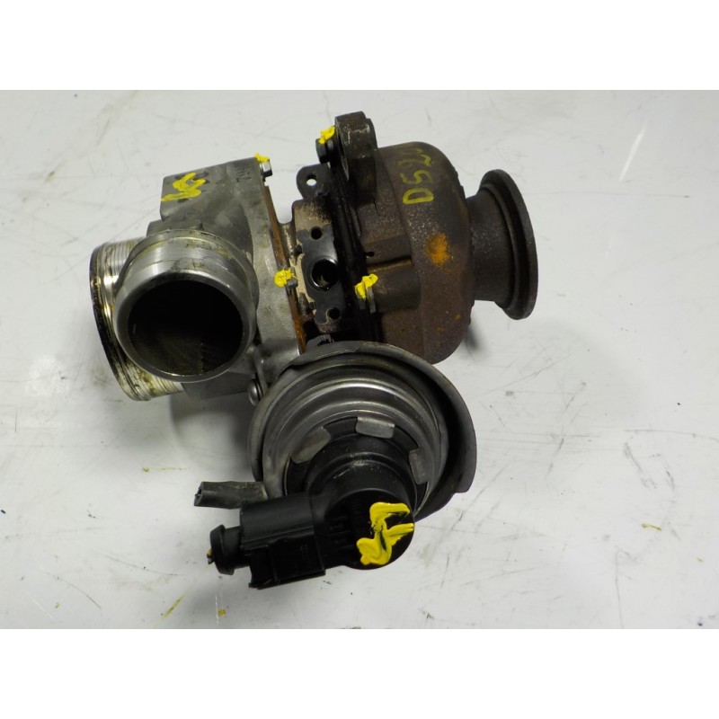 Recambio de turbocompresor para volvo v40 2.0 diesel cat referencia OEM IAM  31380220 