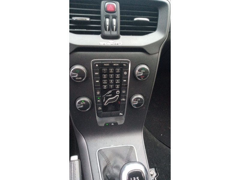 Recambio de mando multifuncion para volvo v40 2.0 diesel cat referencia OEM IAM 31398643 3944010Y5CS 