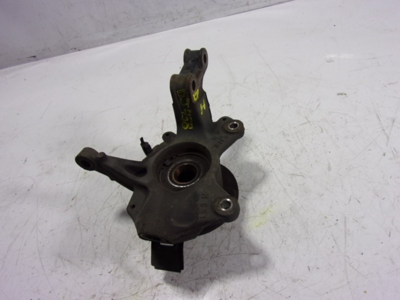 Recambio de mangueta delantera izquierda para renault scenic iii 1.5 dci diesel fap referencia OEM IAM 400150083R  