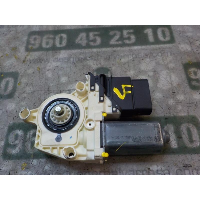 Recambio de motor elevalunas trasero derecho para volkswagen touran (1t1) 2.0 tdi referencia OEM IAM 1K0959704EL01 1K09597048 