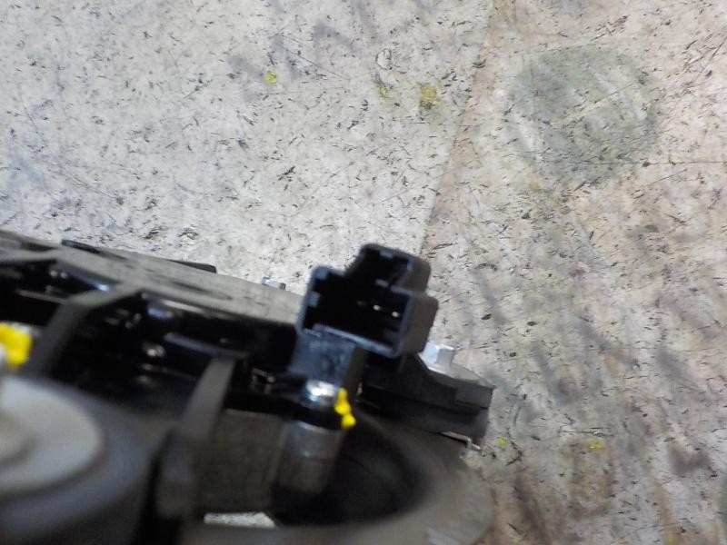 Recambio de motor limpia trasero para ford fiesta (ccn) titanium referencia OEM IAM 1774291 0390201252 0390201252