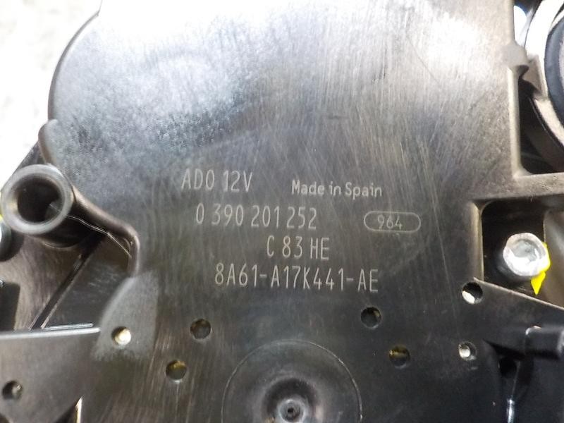 Recambio de motor limpia trasero para ford fiesta (ccn) titanium referencia OEM IAM 1774291 0390201252 0390201252