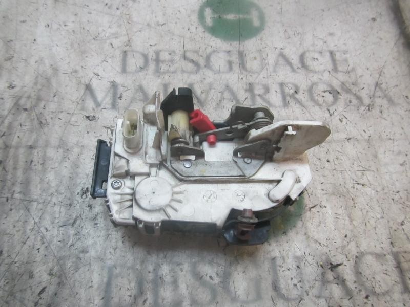 Recambio de cerradura puerta delantera derecha para chrysler jeep compass 2.0 crd cat referencia OEM IAM 4589416AA  