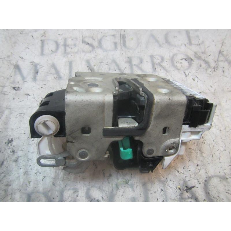 Recambio de cerradura puerta trasera izquierda para chrysler jeep compass 2.0 crd cat referencia OEM IAM 4589415AA  