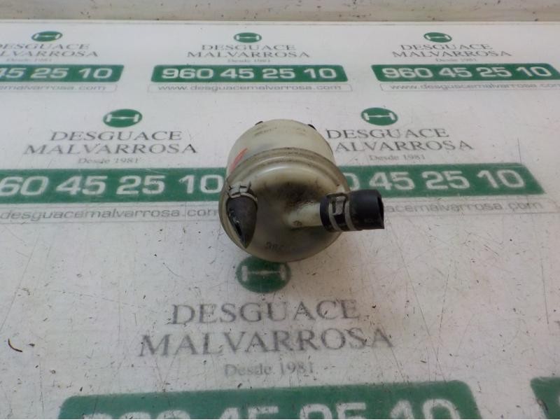 Recambio de deposito servo para nissan x-trail (t30) le referencia OEM IAM 491804M403  