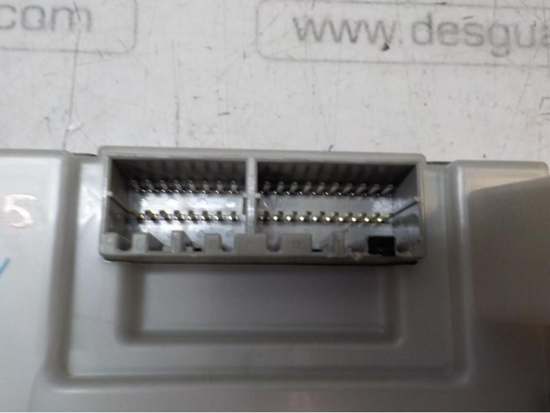 Recambio de mando climatizador para nissan x-trail (t30) le referencia OEM IAM 27500EQ410 27500EQ410 AAD200018A04001