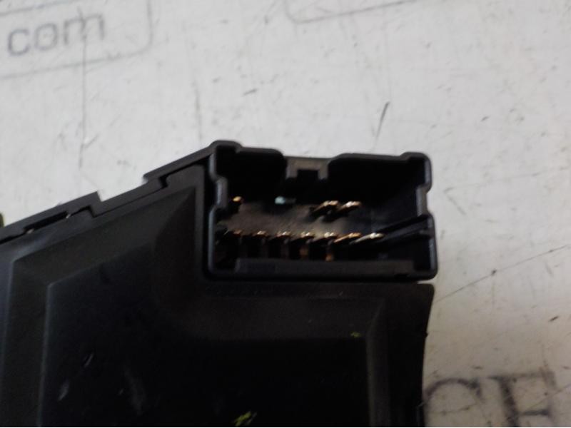 Recambio de mando limpia para nissan x-trail (t30) le referencia OEM IAM 252608H905 252608H905 