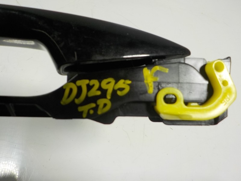 Recambio de maneta exterior trasera derecha para lexus rx 450h referencia OEM IAM 6921076010C2  