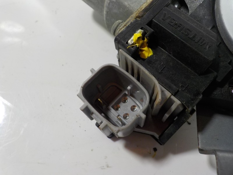 Recambio de elevalunas delantero derecho para nissan juke (f15) 1.5 turbodiesel cat referencia OEM IAM 807201KA0A 80730JX30C 