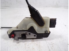 Recambio de cerradura puerta trasera izquierda para peugeot 208 1.2 12v vti referencia OEM IAM 9812501280 9812501280  2