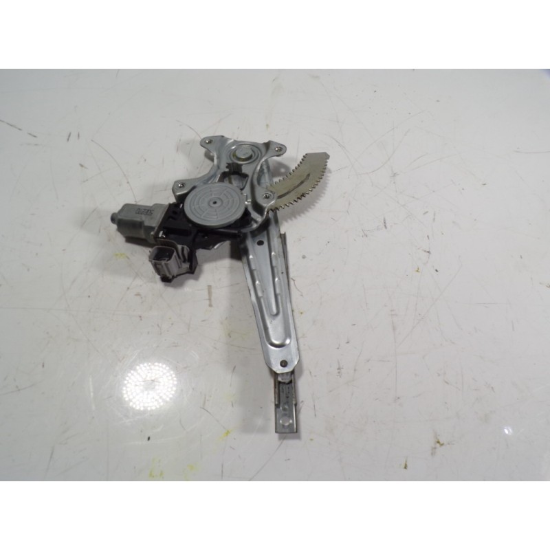 Recambio de elevalunas trasero izquierdo para nissan juke (f15) 1.5 turbodiesel cat referencia OEM IAM 827211U600 82730CV01B 