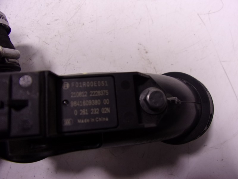 Recambio de tubo intercooler para citroën c3 aircross 1.2 12v e-thp referencia OEM IAM 9812736080  