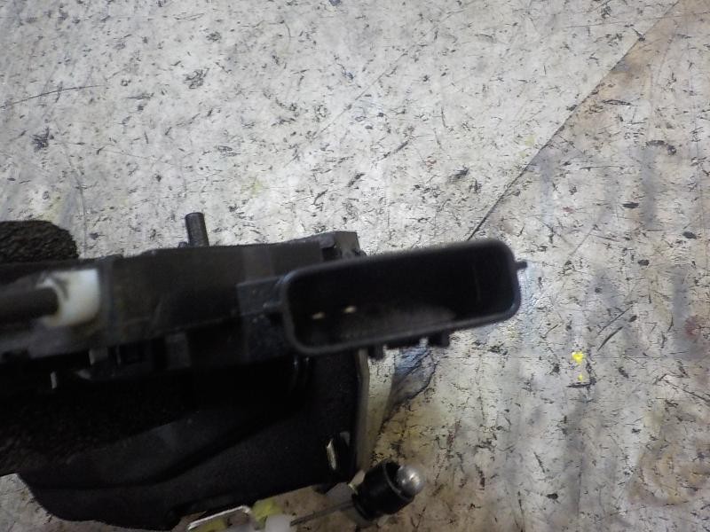 Recambio de cerradura puerta trasera derecha para nissan micra (k13) 1.2 cat referencia OEM IAM   