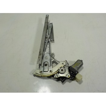 ELEVALUNAS TRASERO DERECHO 827204CA0A 827301BA0A 827301BA0A