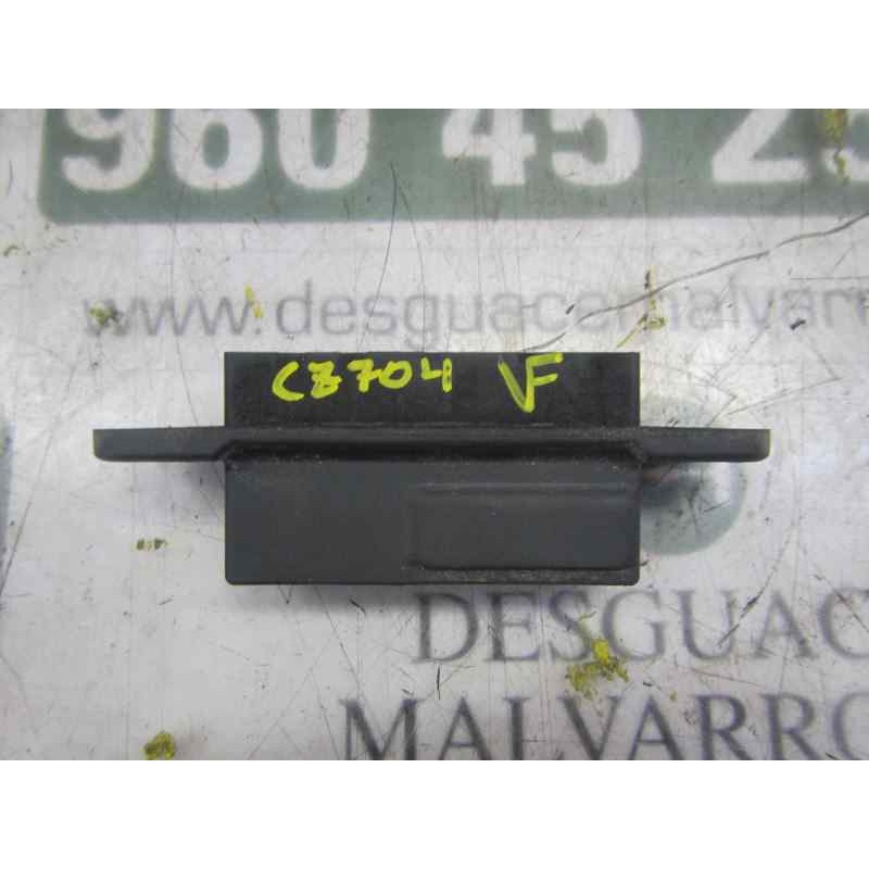 Recambio de maneta porton para toyota prius+ 1.8 16v (híbrido) referencia OEM IAM 8484028030  