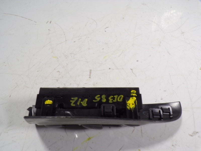 Recambio de mando elevalunas delantero izquierdo para nissan juke (f15) 1.5 turbodiesel cat referencia OEM IAM 254011KA5E  