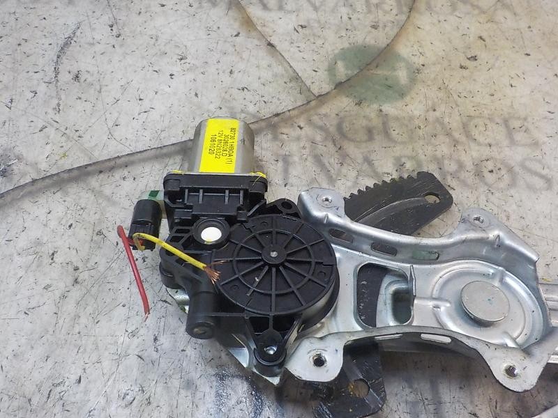 Recambio de elevalunas delantero derecho para nissan micra (k13) 1.2 cat referencia OEM IAM   