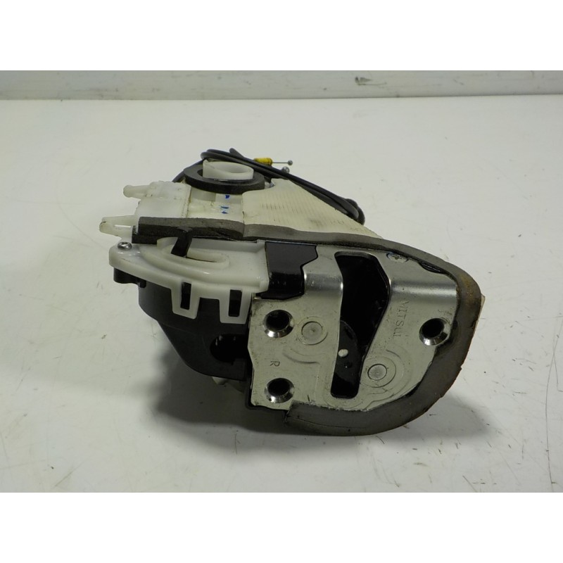 Recambio de cerradura puerta trasera derecha para subaru xv advance referencia OEM IAM 61035FJ000 4D1008Z5 