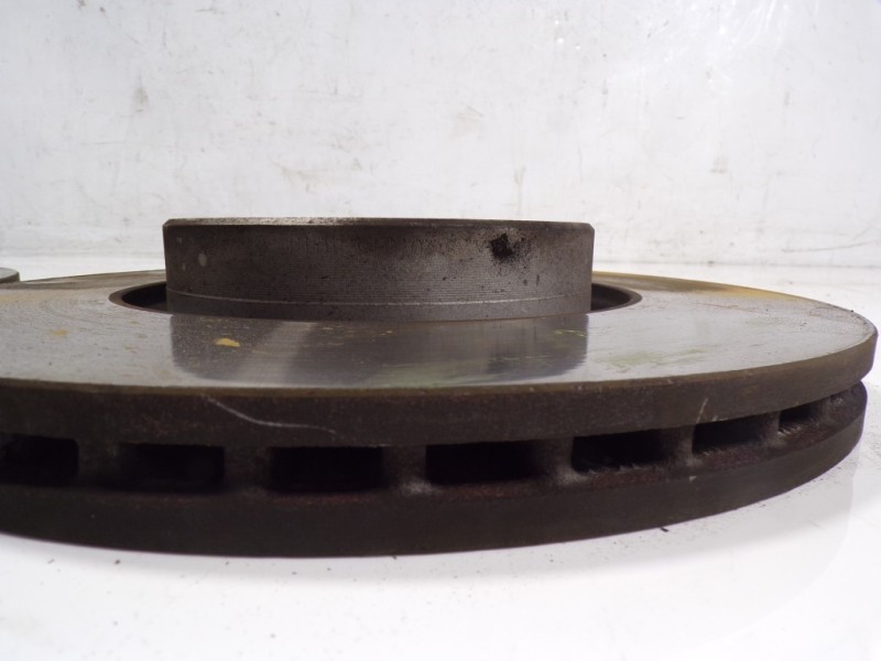 Recambio de disco freno delantero para volkswagen tiguan advance bmt referencia OEM IAM 5Q0615301F  