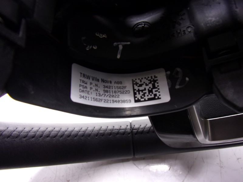 Recambio de volante para citroën c3 aircross 1.2 12v e-thp referencia OEM IAM 98118752ZD 98118752ZD 