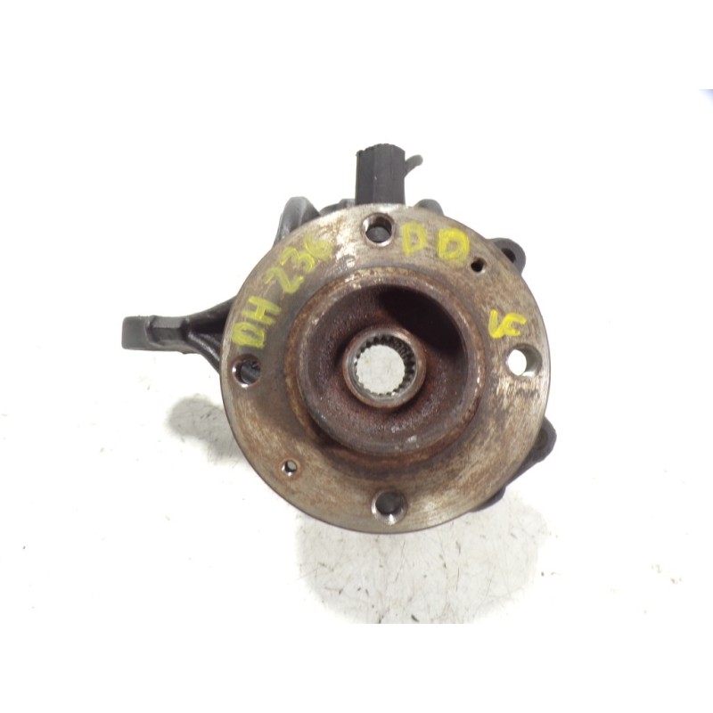 Recambio de mangueta delantera derecha para peugeot 208 1.2 12v vti referencia OEM IAM 1607557580  