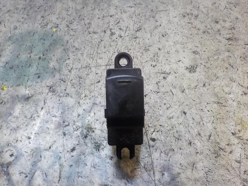 Recambio de mando elevalunas delantero derecho para nissan micra (k13) 1.2 cat referencia OEM IAM   