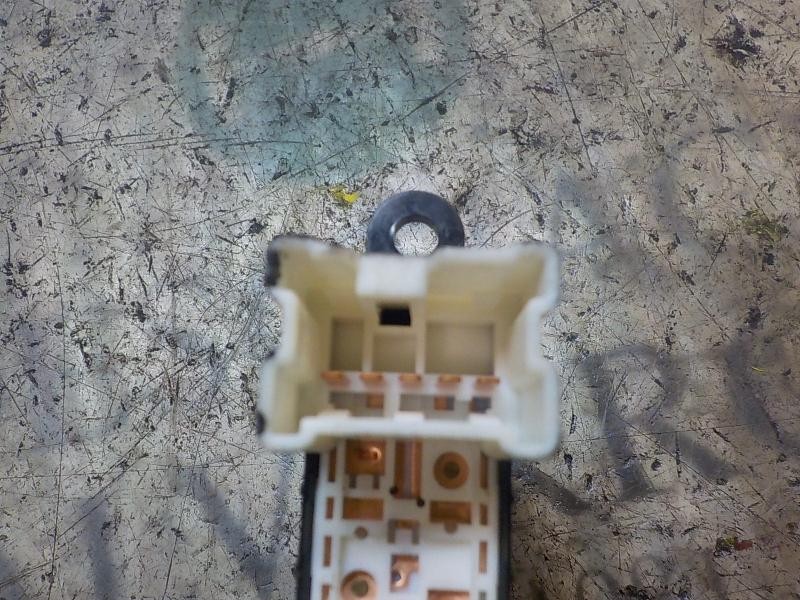 Recambio de mando elevalunas delantero derecho para nissan micra (k13) 1.2 cat referencia OEM IAM   