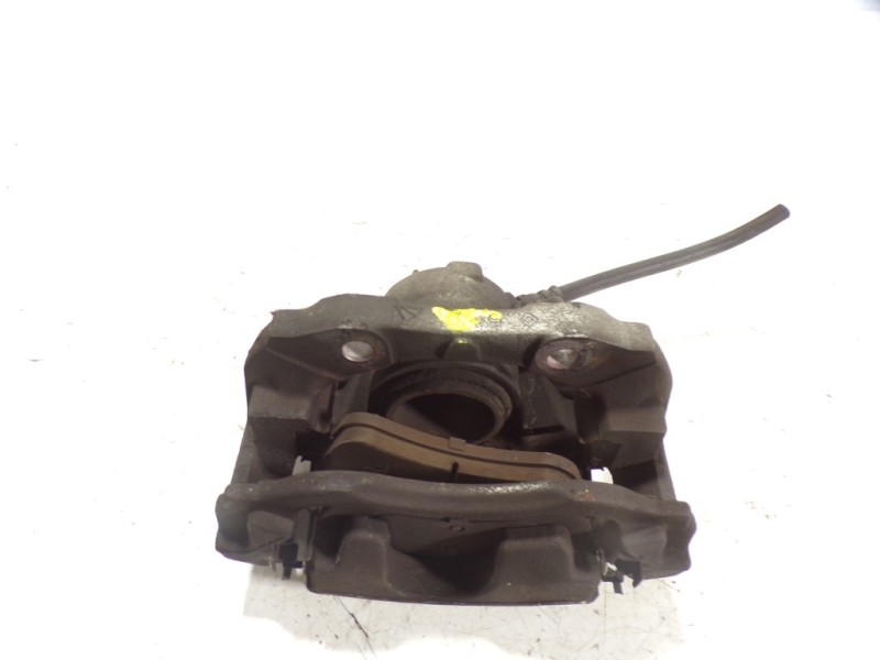 Recambio de pinza freno delantera derecha para peugeot 208 1.2 12v vti referencia OEM IAM 4400R7  