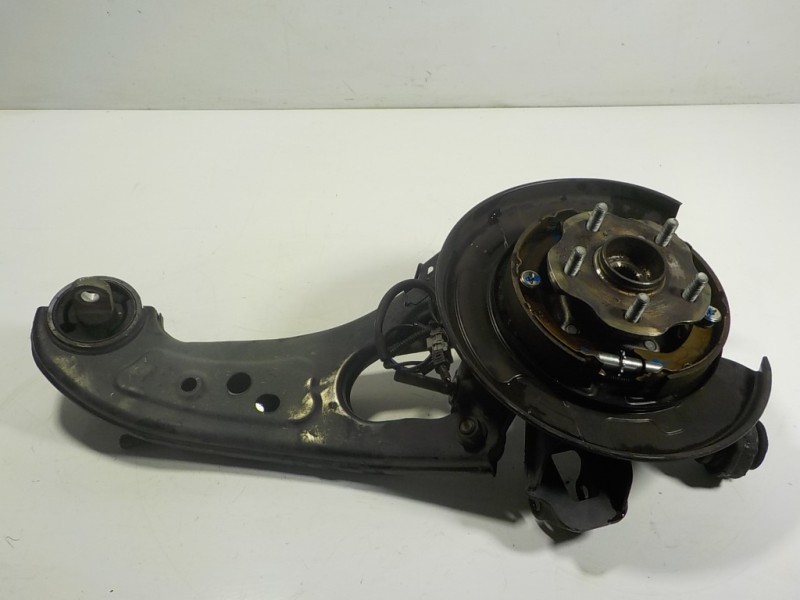 Recambio de mangueta trasera izquierda para lexus rx 450h referencia OEM IAM 4230548060 0D2157 