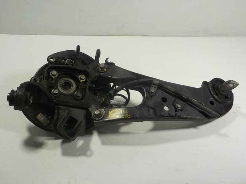 Recambio de mangueta trasera izquierda para lexus rx 450h referencia OEM IAM 4230548060 0D2157 