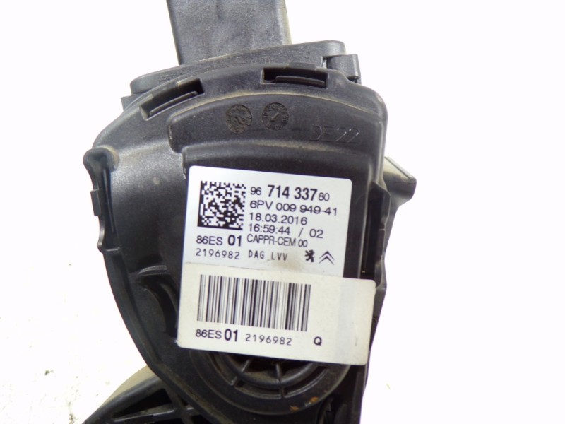 Recambio de potenciometro pedal para peugeot 208 1.2 12v vti referencia OEM IAM 1601CW 9671433780 