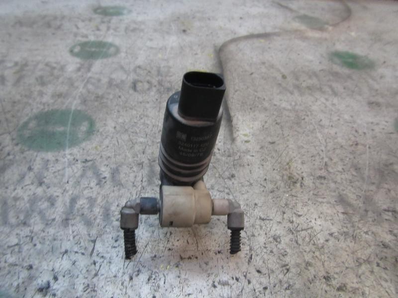 Recambio de bomba limpia para opel astra j lim. cosmo referencia OEM IAM 13250357  