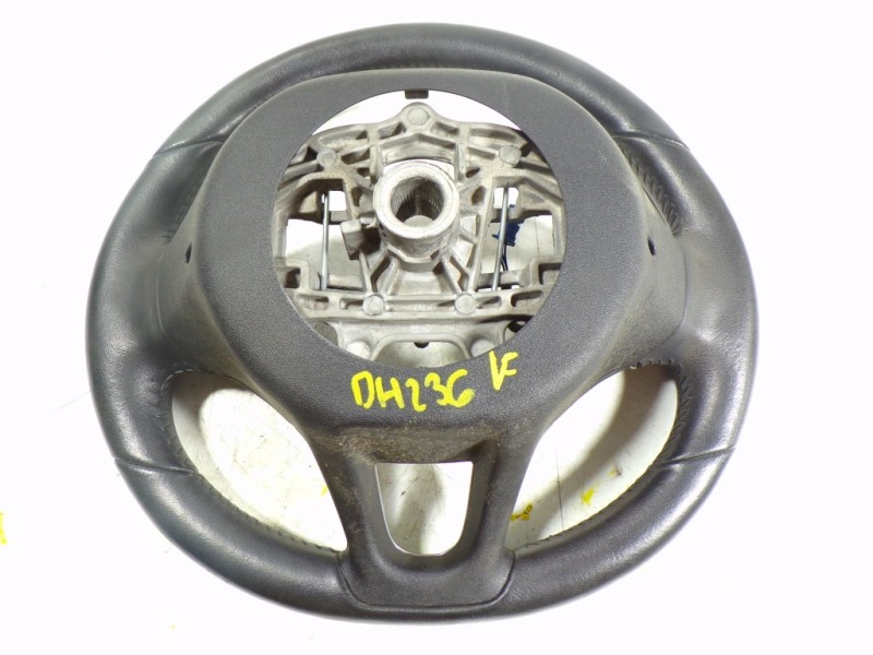 Recambio de volante para peugeot 208 1.2 12v vti referencia OEM IAM 96739515ZD  