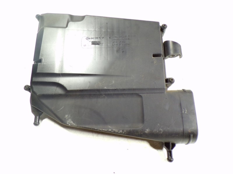 Recambio de filtro aire para mercedes-benz clase m (w164) 3.0 cdi cat referencia OEM IAM A6420900701  