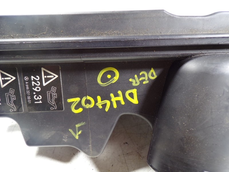 Recambio de filtro aire para mercedes-benz clase m (w164) 3.0 cdi cat referencia OEM IAM A6420900701  