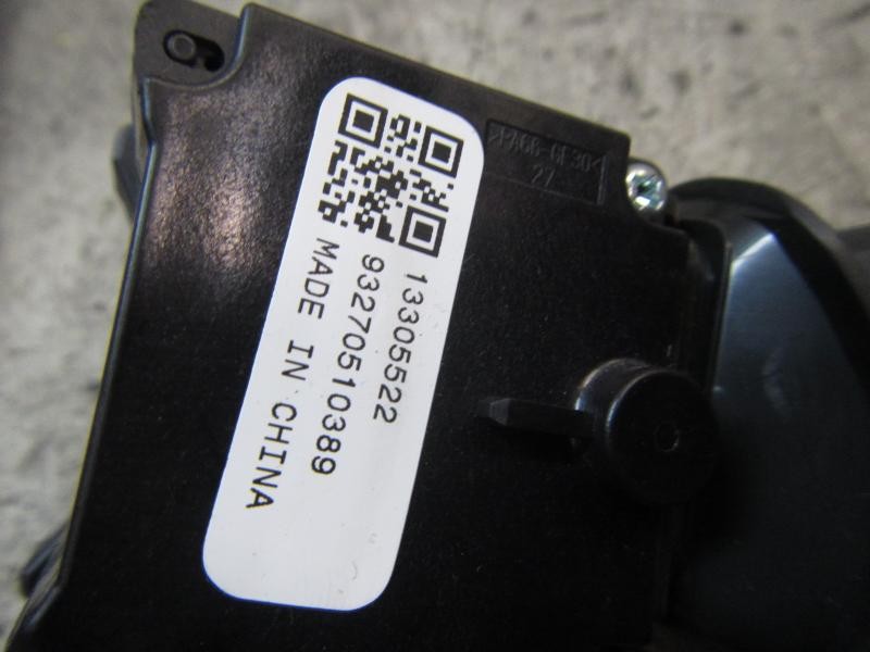 Recambio de mando limpia para opel astra j lim. cosmo referencia OEM IAM 95433818  