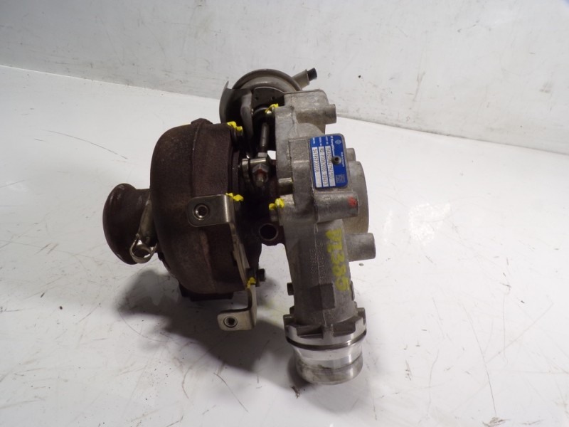 Recambio de turbocompresor para nissan juke (f15) 1.5 turbodiesel cat referencia OEM IAM 1441100Q3C 70063686 70063686