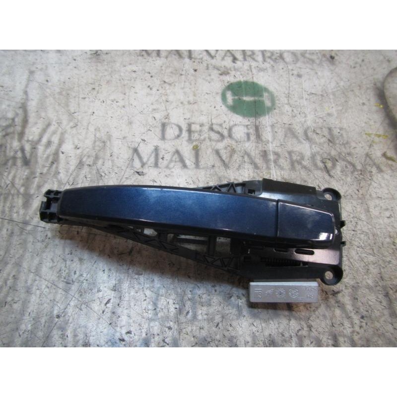 Recambio de maneta exterior delantera derecha para opel astra j lim. cosmo referencia OEM IAM 92233089  13308536