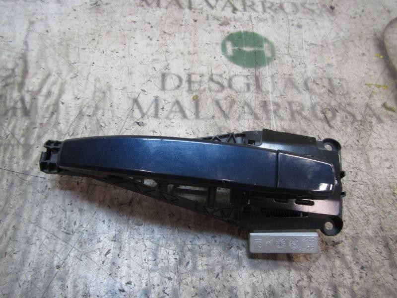 Recambio de maneta exterior delantera derecha para opel astra j lim. cosmo referencia OEM IAM 92233089  13308536