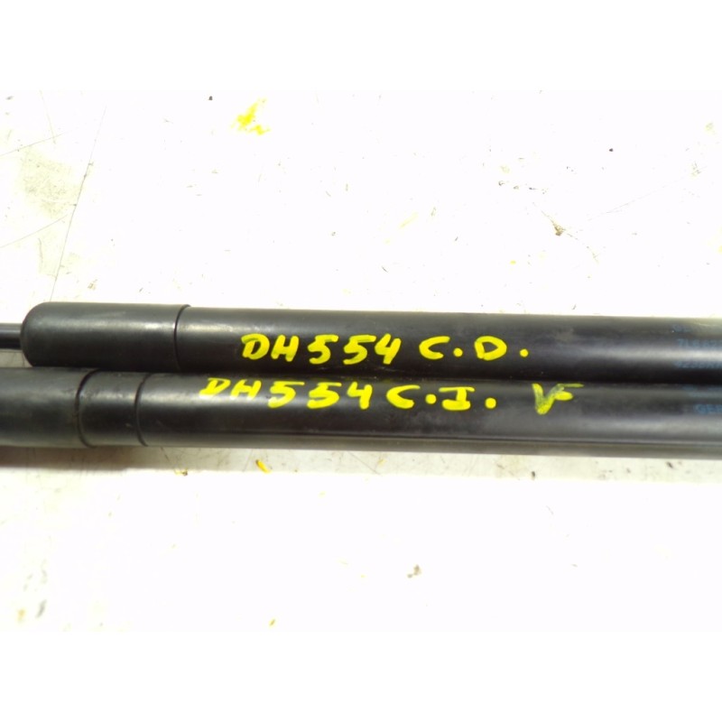 Recambio de amortiguador capot para volkswagen touareg (7l6) 3.0 v6 tdi dpf referencia OEM IAM 7L6823359B 7L6823359B 