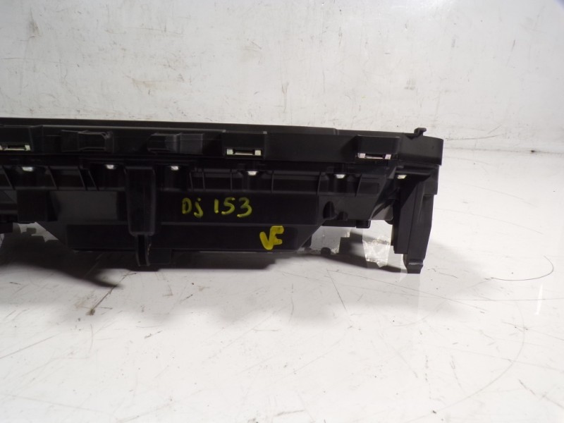 Recambio de cuadro instrumentos para volkswagen tiguan advance bmt referencia OEM IAM 3G0920790E 3G0920790E 