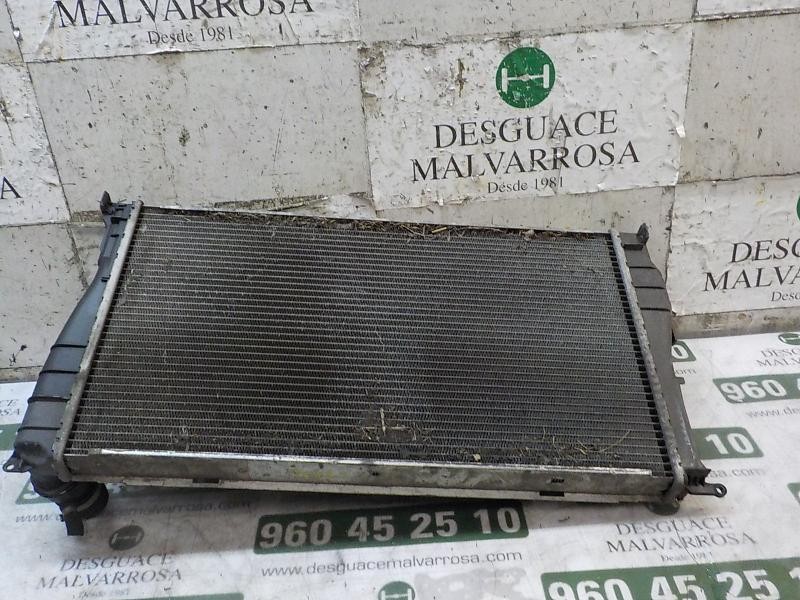 Recambio de radiador agua para bmw serie 3 berlina (e90) 2.0 16v diesel referencia OEM IAM 17117788903  