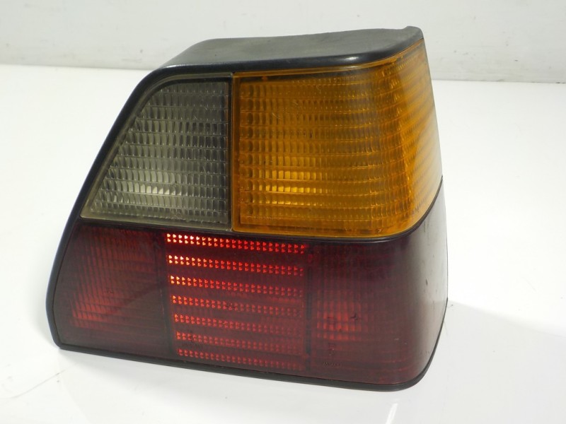 Recambio de piloto trasero derecho para volkswagen golf ii (191/193) 1.6 diesel (cr. jk. jp) referencia OEM IAM   