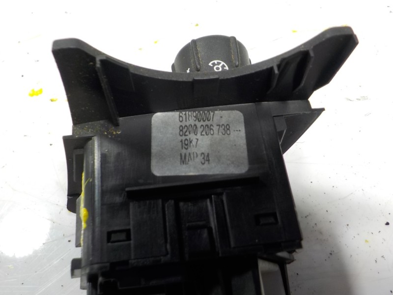 Recambio de modulo electronico para renault scenic ii 1.9 dci diesel referencia OEM IAM  8200206738 