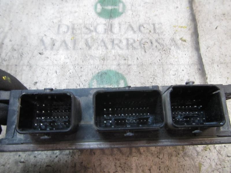 Recambio de centralita motor uce para renault clio iii 1.5 dci diesel fap referencia OEM IAM   