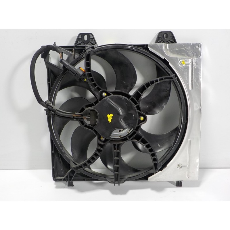 Recambio de electroventilador para peugeot 2008 (p1) 1.2 12v e-thp / puretech referencia OEM IAM 9827752980 9838282180 