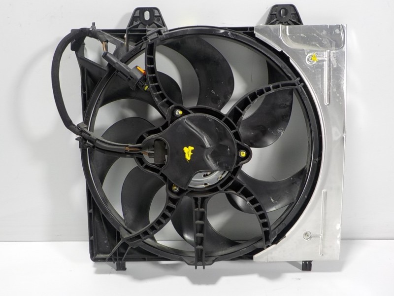 Recambio de electroventilador para peugeot 2008 (p1) 1.2 12v e-thp / puretech referencia OEM IAM 9827752980 9838282180 