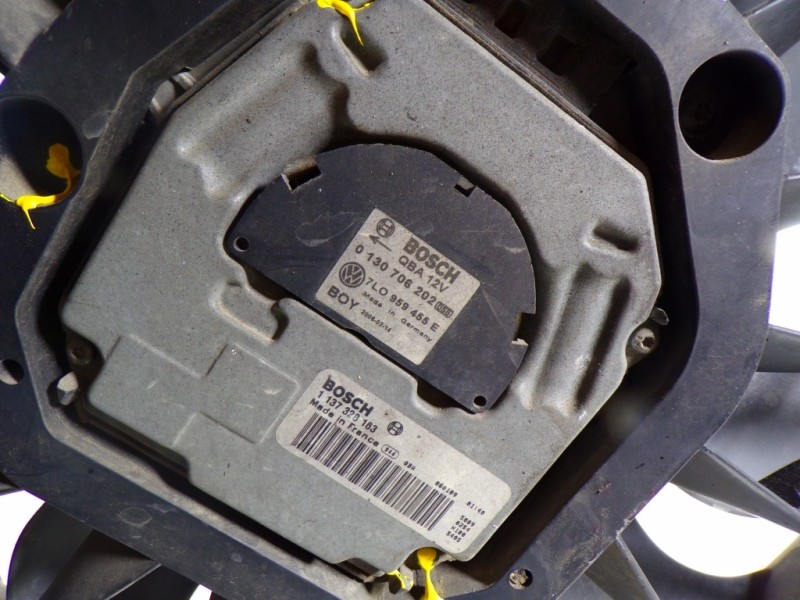 Recambio de electroventilador para volkswagen touareg (7l6) 3.0 v6 tdi dpf referencia OEM IAM 7L0959455F 7L0121203G 0130706809