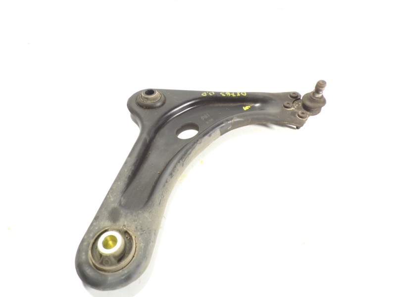 Recambio de brazo suspension inferior delantero derecho para citroën c3 1.0 vti referencia OEM IAM 3521S9  