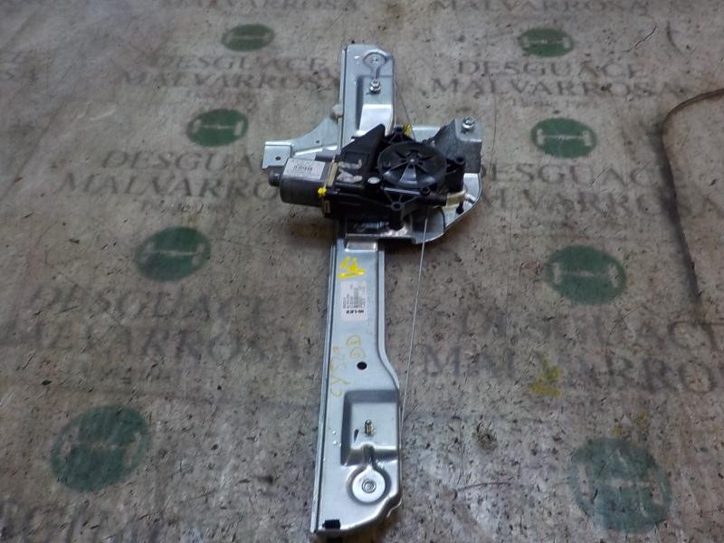 Recambio de elevalunas delantero derecho para peugeot 208 access referencia OEM IAM 9673154380  